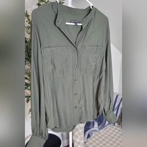 Banana Republic Button Down Top Olive Green Small - Picture 1 of 4